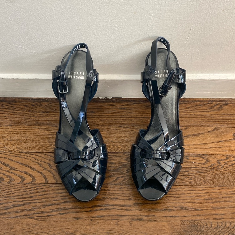 Beautiful Stuart Weitzman sling back 3 inch heels - patent leather blue